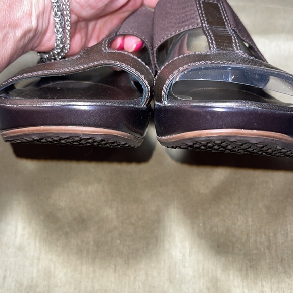 Cole Haan + NikeAir Women’s Wedge Sandals Size 8 - Picture 4 of 9